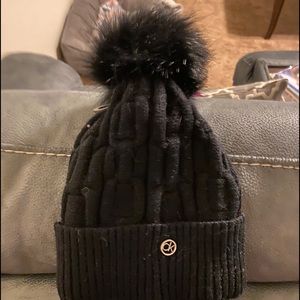 Calvin Klein- Pom hat